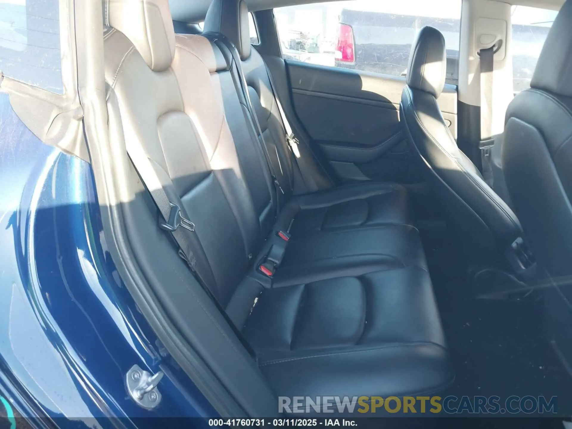 8 Photograph of a damaged car 5YJ3E1EA3NF190553 TESLA MODEL 3 2022