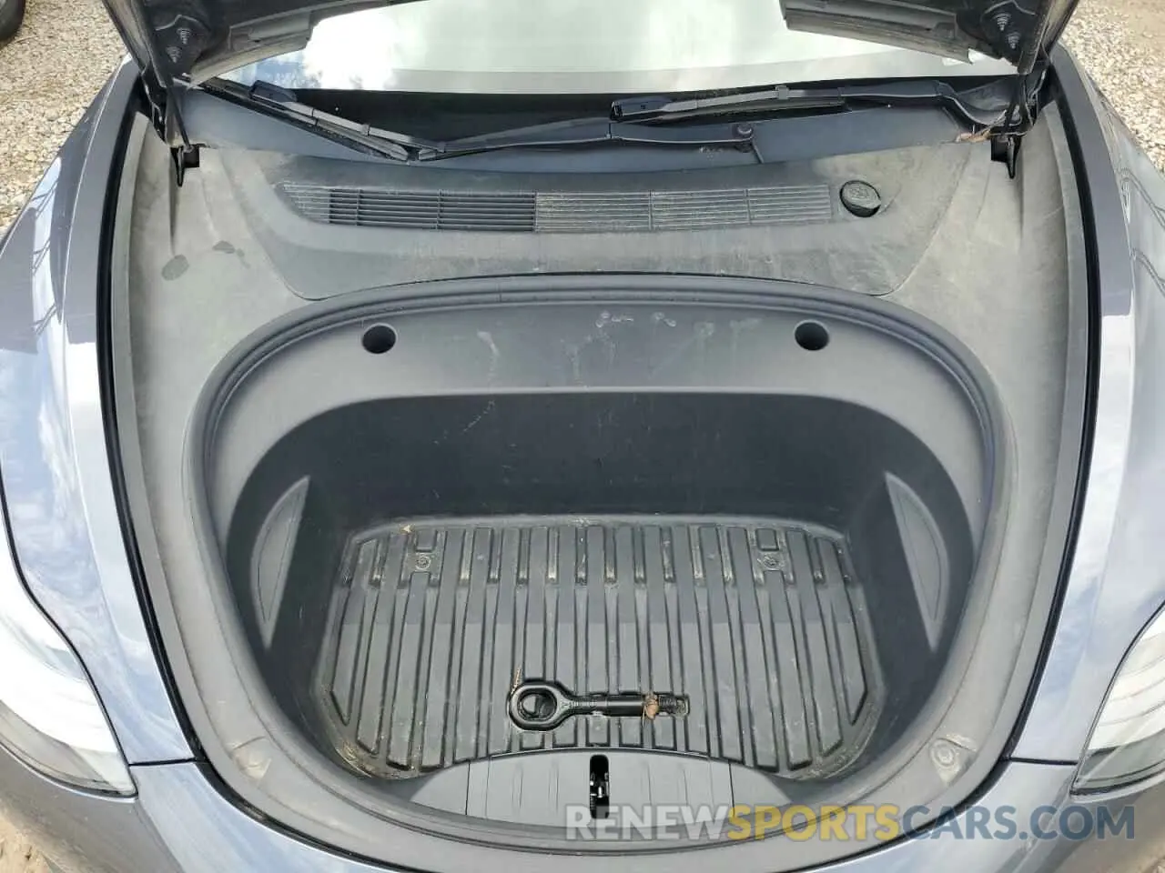 11 Photograph of a damaged car 5YJ3E1EA3NF287056 TESLA MODEL 3 2022