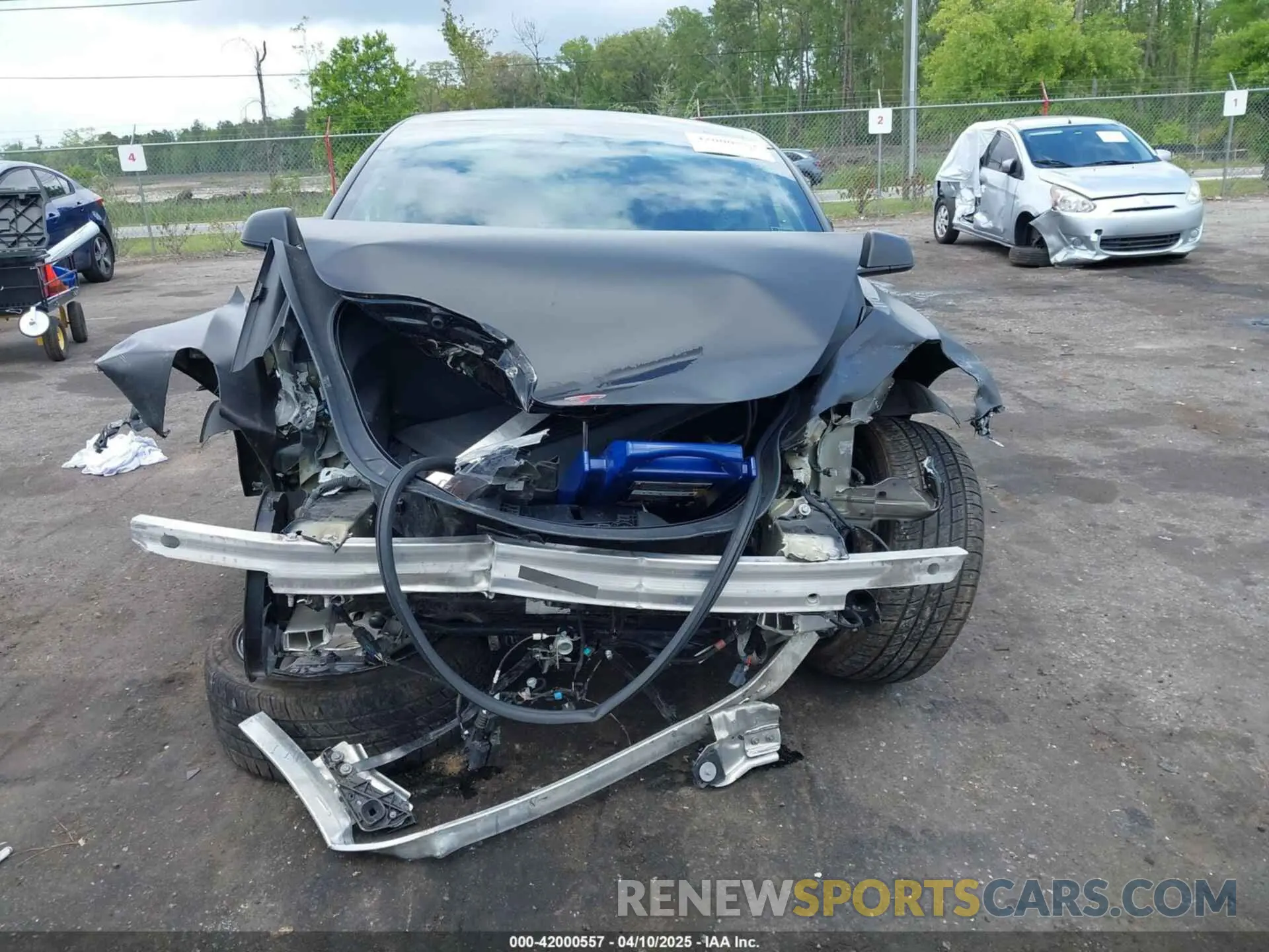 11 Photograph of a damaged car 5YJ3E1EA3NF287512 TESLA MODEL 3 2022