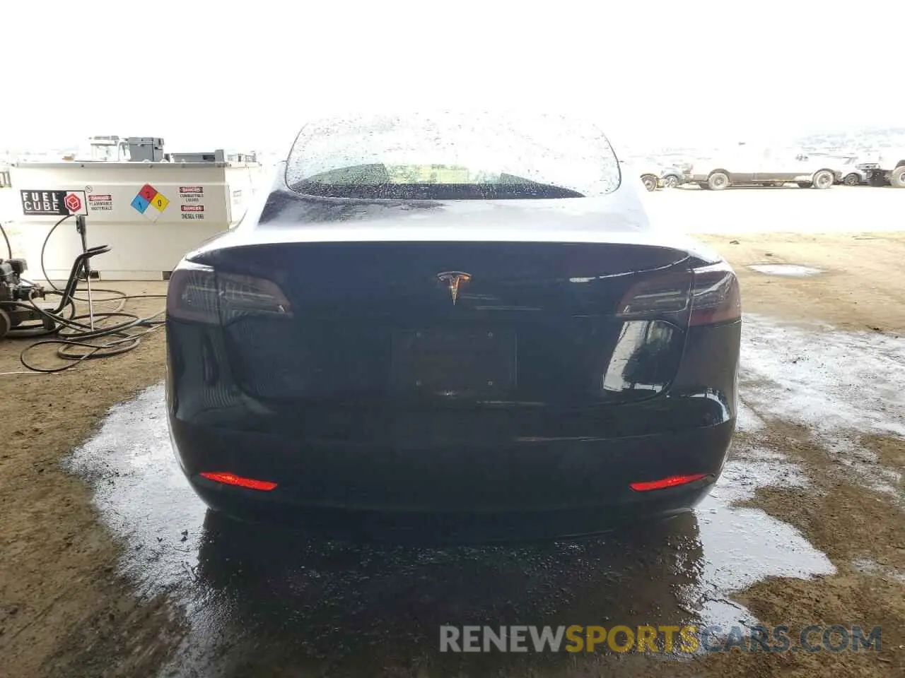 6 Photograph of a damaged car 5YJ3E1EA3NF289292 TESLA MODEL 3 2022