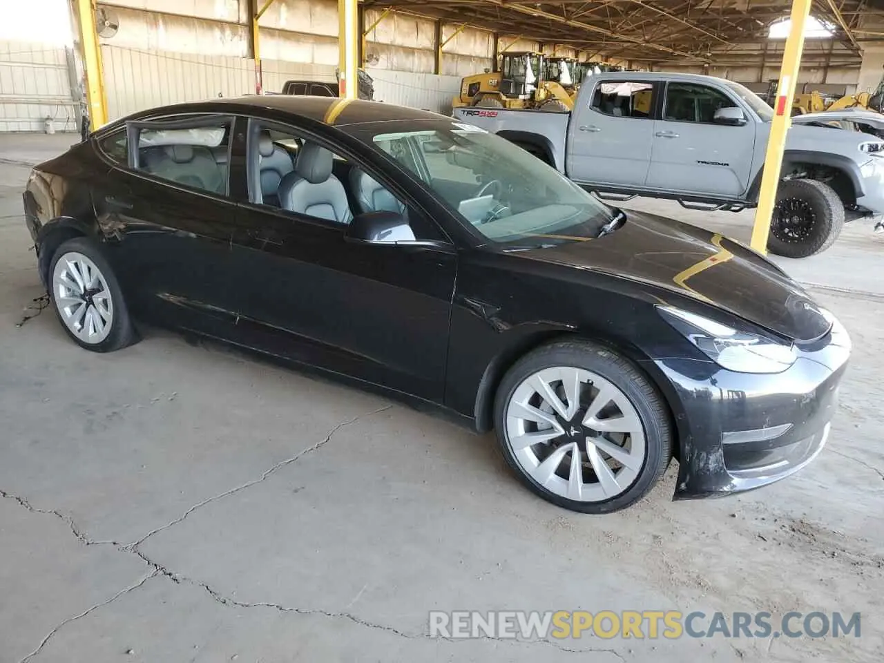 4 Фотография поврежденного автомобиля 5YJ3E1EA3NF303997 TESLA MODEL 3 2022