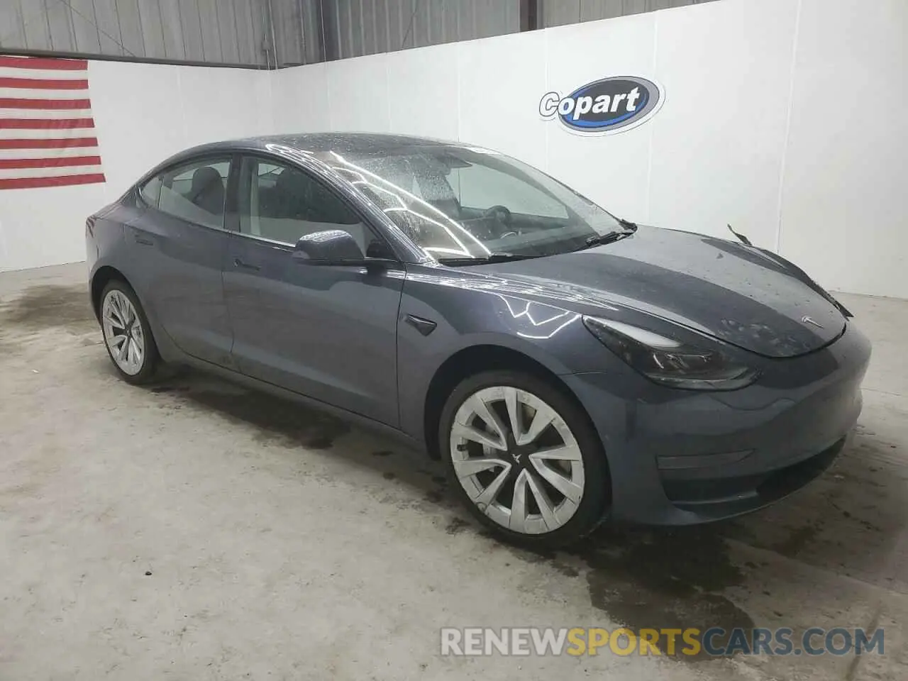 4 Photograph of a damaged car 5YJ3E1EA3NF369689 TESLA MODEL 3 2022