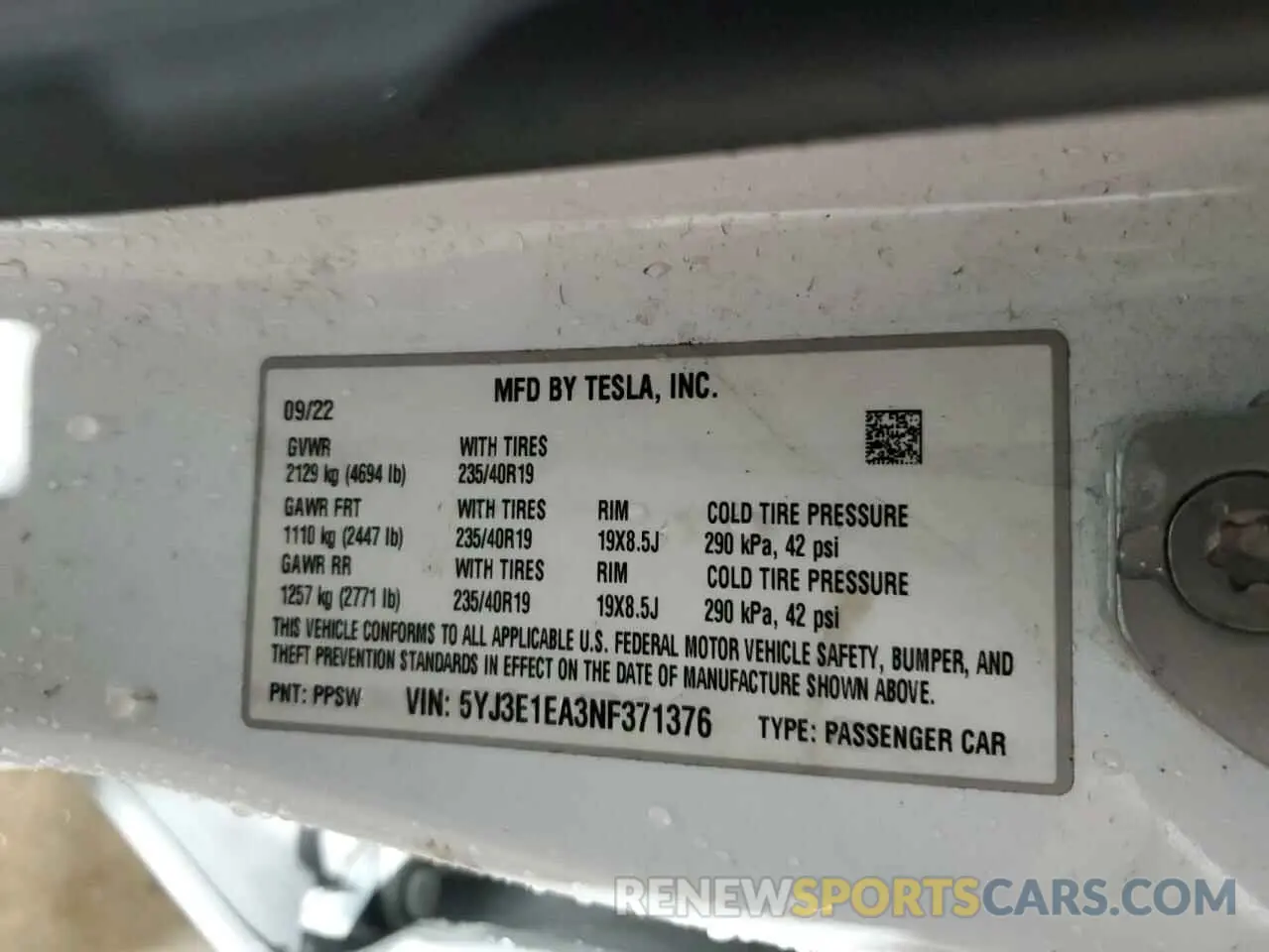 12 Фотография поврежденного автомобиля 5YJ3E1EA3NF371376 TESLA MODEL 3 2022