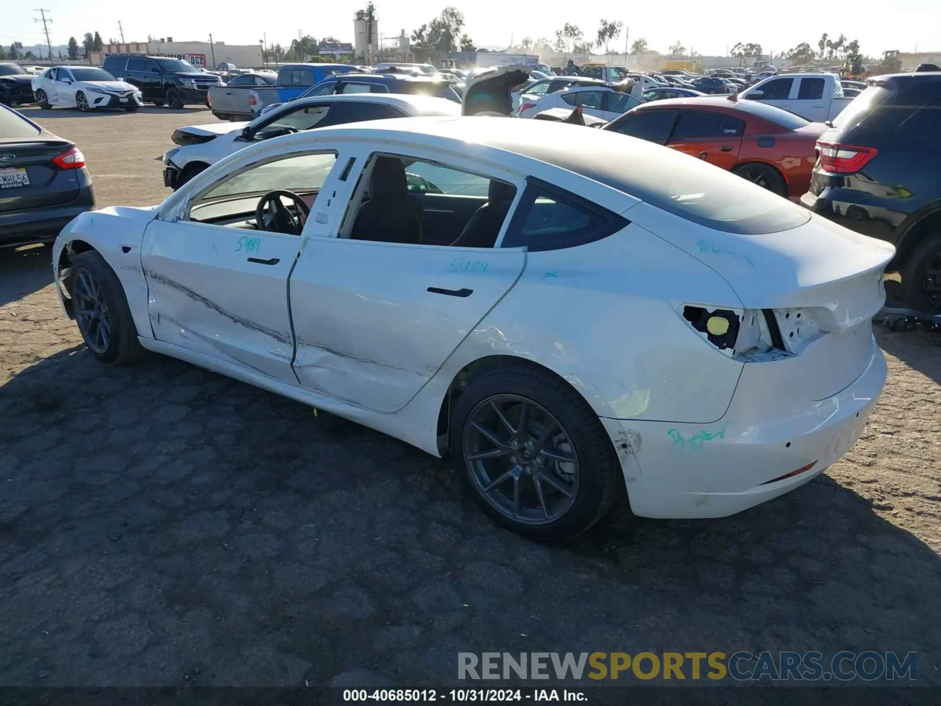 3 Photograph of a damaged car 5YJ3E1EA4NF104389 TESLA MODEL 3 2022