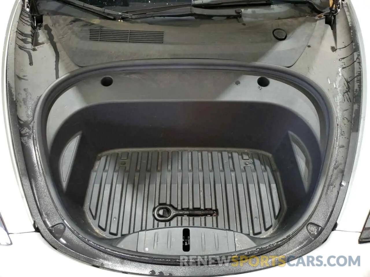 11 Photograph of a damaged car 5YJ3E1EA4NF186642 TESLA MODEL 3 2022