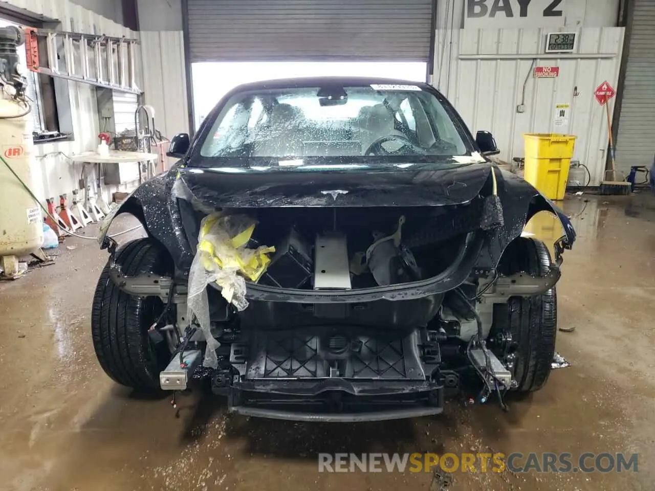 5 Photograph of a damaged car 5YJ3E1EA4NF232891 TESLA MODEL 3 2022