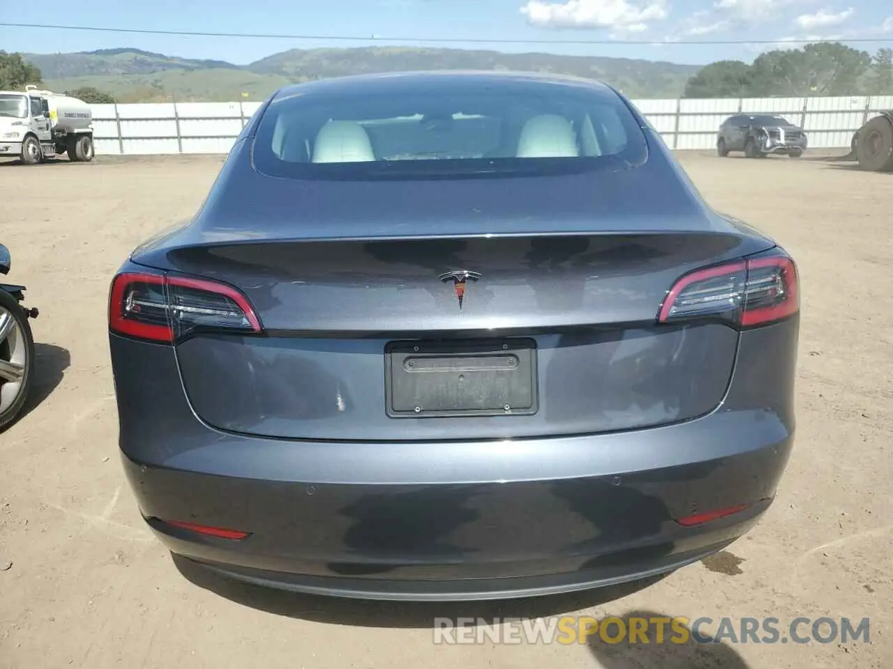 6 Photograph of a damaged car 5YJ3E1EA4NF244376 TESLA MODEL 3 2022