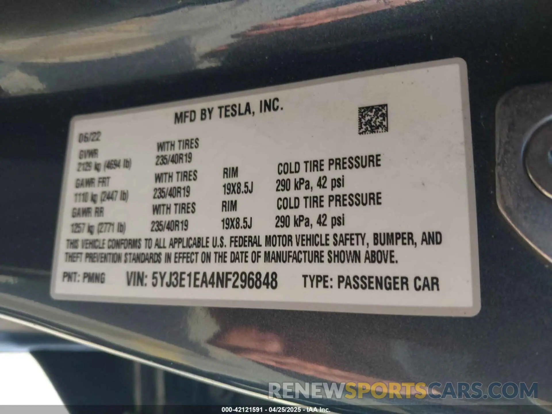 9 Photograph of a damaged car 5YJ3E1EA4NF296848 TESLA MODEL 3 2022