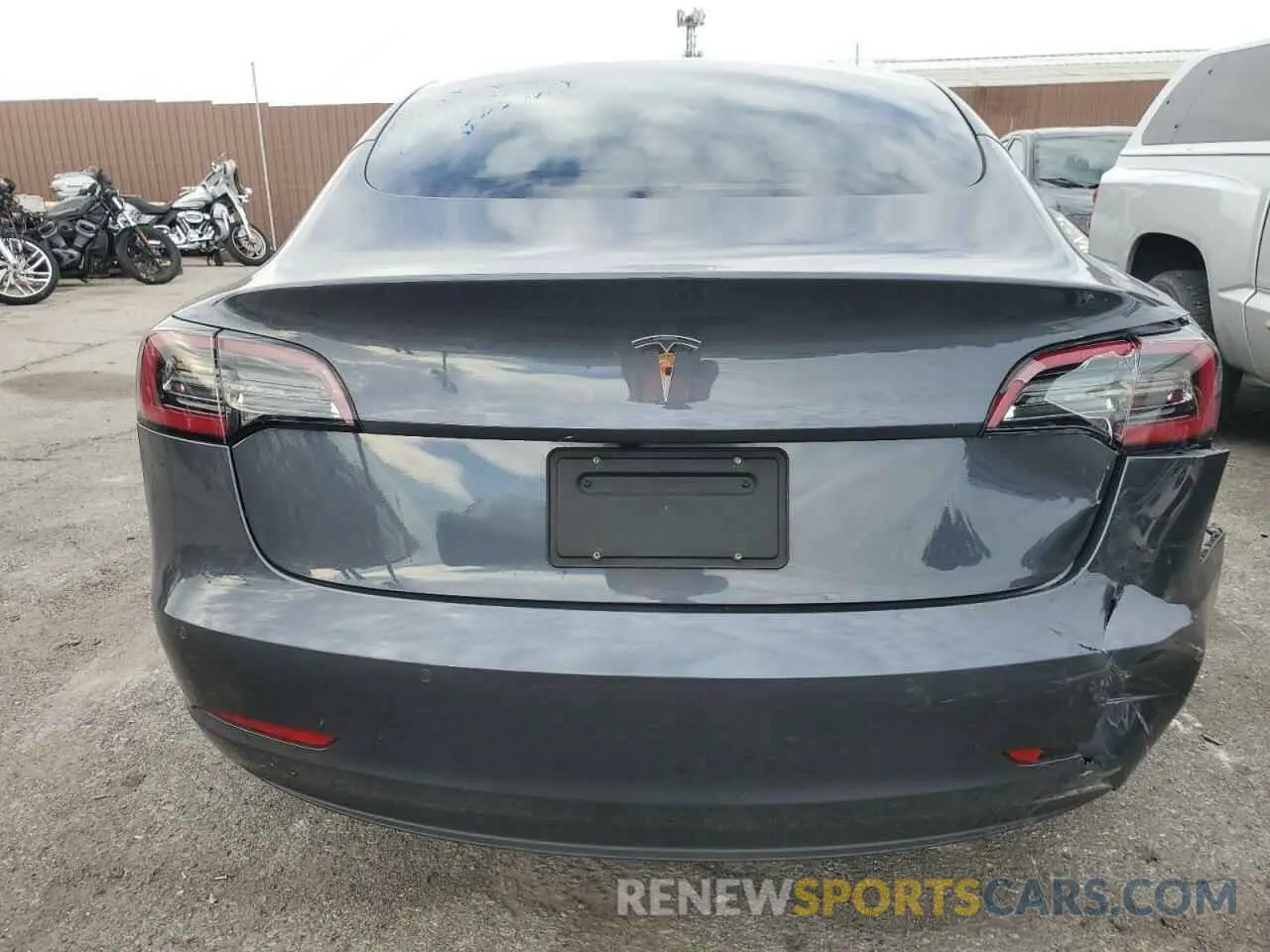 6 Photograph of a damaged car 5YJ3E1EA4NF312207 TESLA MODEL 3 2022