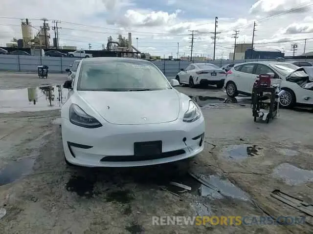 11 Photograph of a damaged car 5YJ3E1EA4NF354750 TESLA MODEL 3 2022