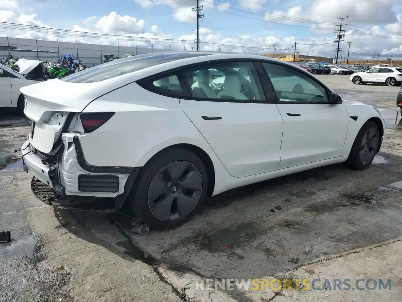 3 Photograph of a damaged car 5YJ3E1EA4NF354750 TESLA MODEL 3 2022