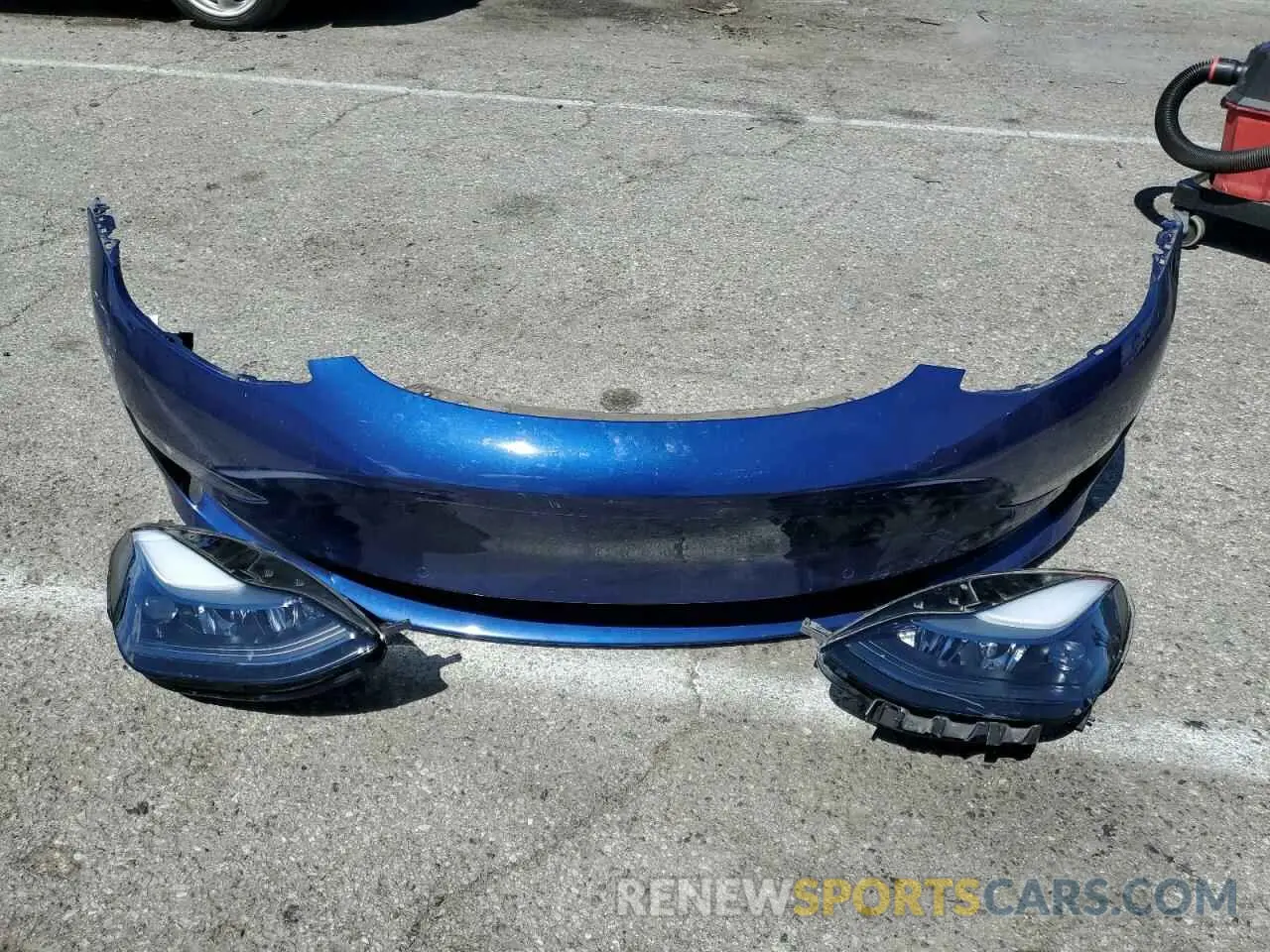 12 Photograph of a damaged car 5YJ3E1EA4NF361410 TESLA MODEL 3 2022