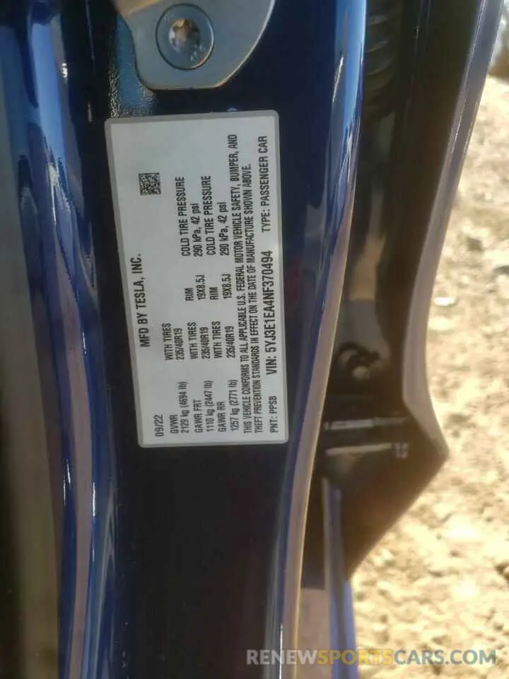 12 Photograph of a damaged car 5YJ3E1EA4NF370494 TESLA MODEL 3 2022