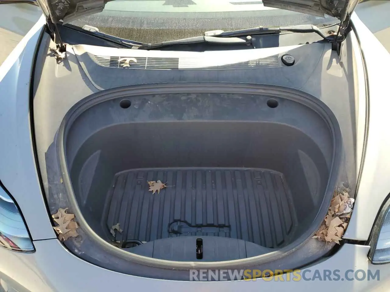 13 Photograph of a damaged car 5YJ3E1EA5NF124425 TESLA MODEL 3 2022