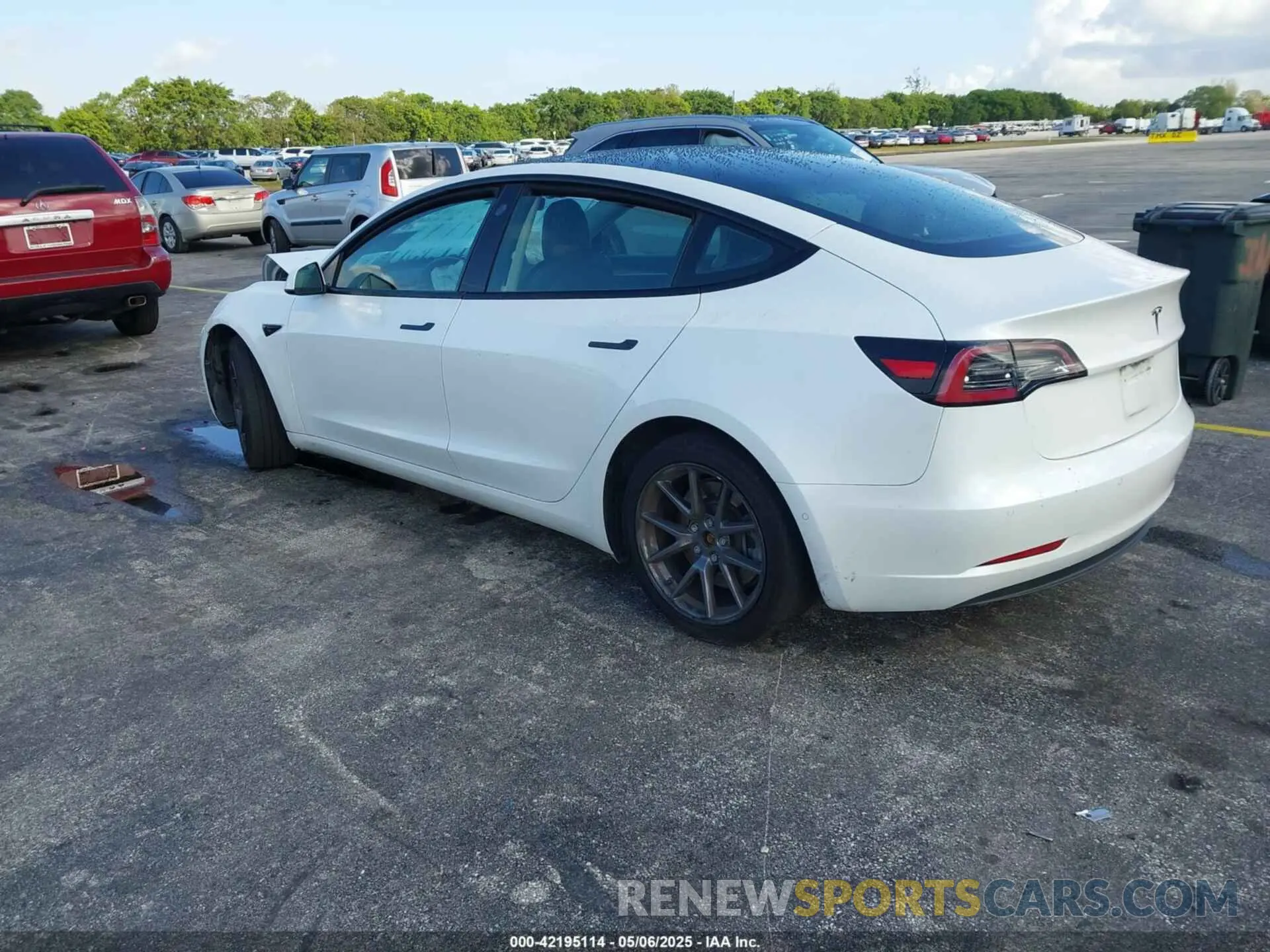 3 Фотография поврежденного автомобиля 5YJ3E1EA5NF164309 TESLA MODEL 3 2022