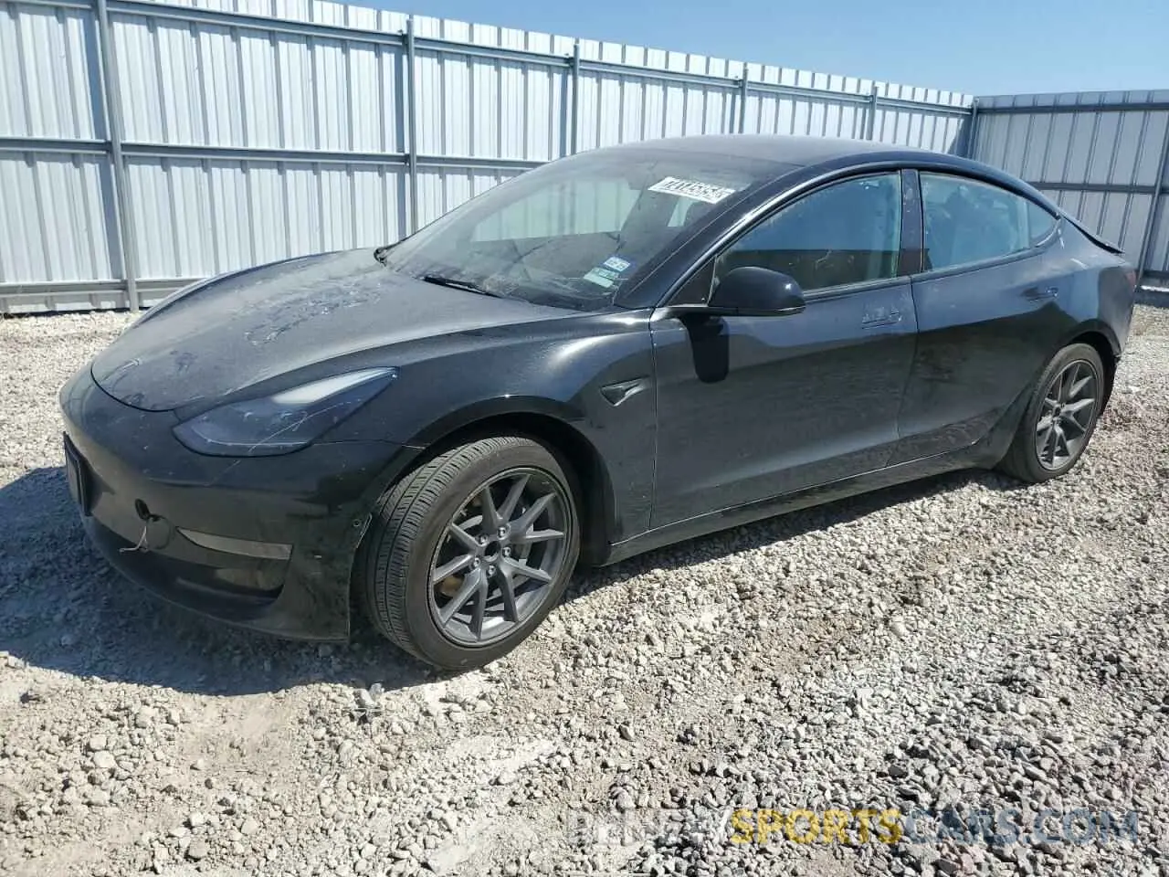 1 Photograph of a damaged car 5YJ3E1EA5NF184818 TESLA MODEL 3 2022