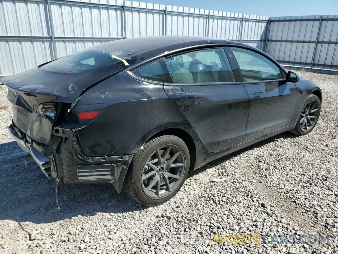 3 Photograph of a damaged car 5YJ3E1EA5NF184818 TESLA MODEL 3 2022