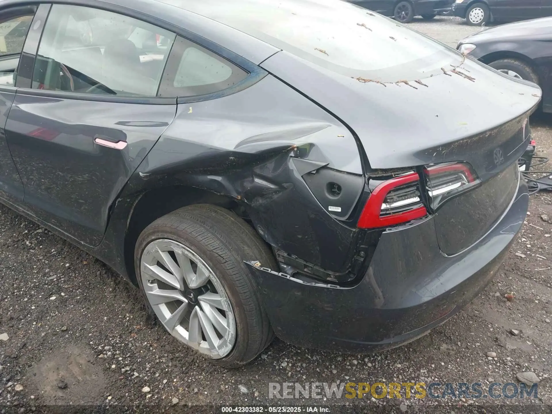 6 Фотография поврежденного автомобиля 5YJ3E1EA5NF185905 TESLA MODEL 3 2022