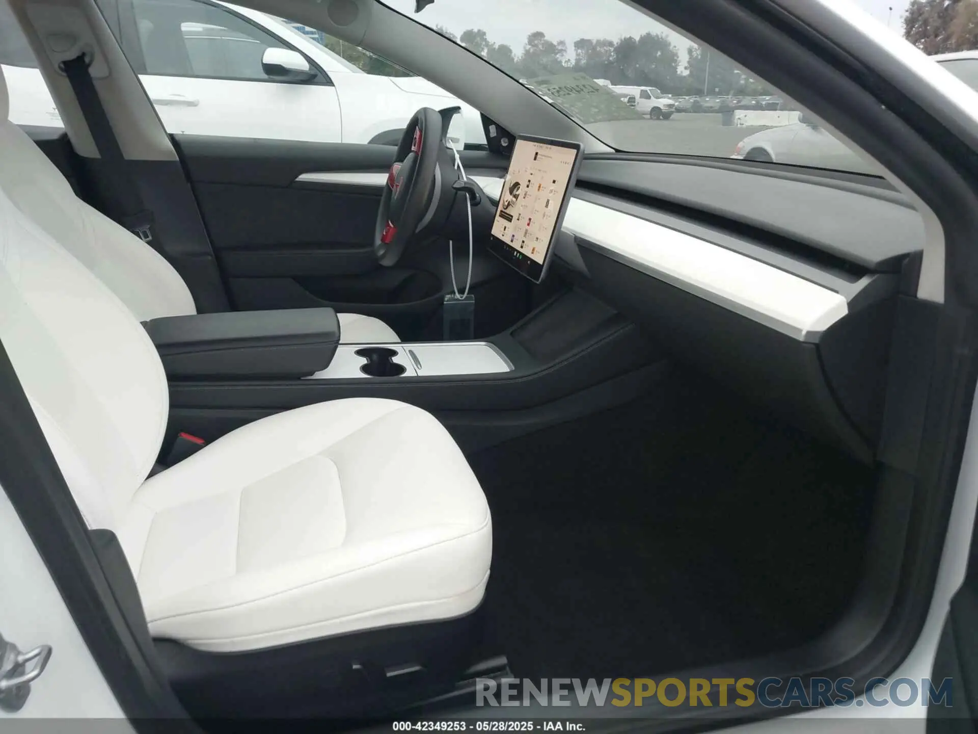 5 Фотография поврежденного автомобиля 5YJ3E1EA5NF251126 TESLA MODEL 3 2022