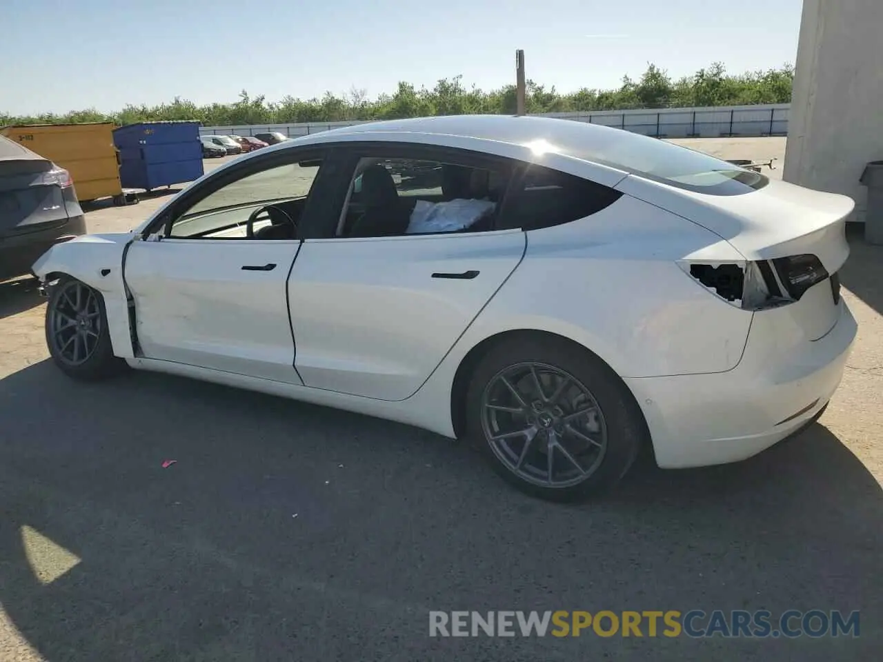 2 Фотография поврежденного автомобиля 5YJ3E1EA5NF252440 TESLA MODEL 3 2022