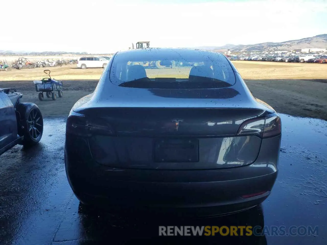6 Photograph of a damaged car 5YJ3E1EA5NF290086 TESLA MODEL 3 2022