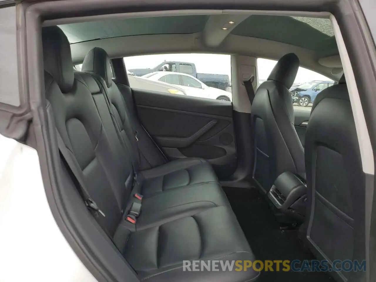 10 Фотография поврежденного автомобиля 5YJ3E1EA5NF321935 TESLA MODEL 3 2022