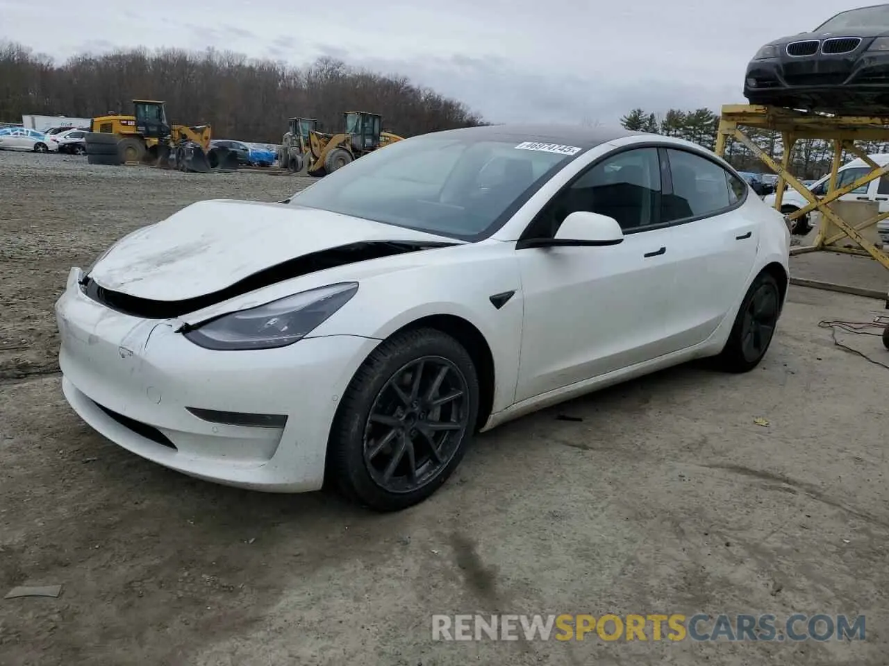 1 Photograph of a damaged car 5YJ3E1EA5NF324625 TESLA MODEL 3 2022
