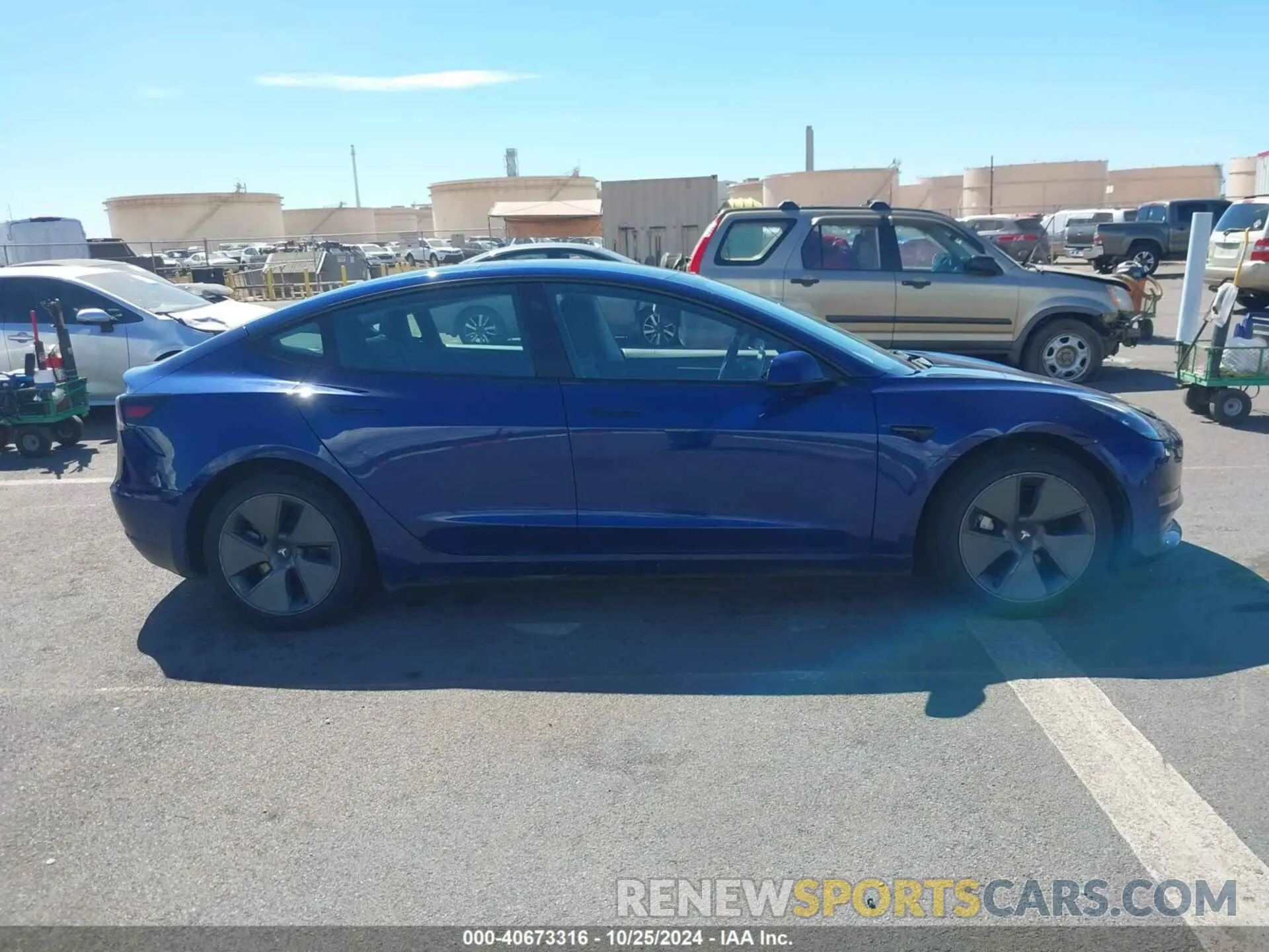 13 Photograph of a damaged car 5YJ3E1EA5NF333616 TESLA MODEL 3 2022