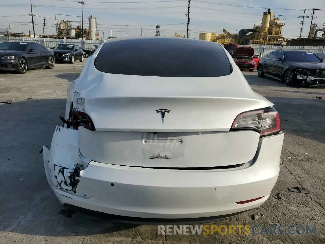 6 Photograph of a damaged car 5YJ3E1EA5NF360119 TESLA MODEL 3 2022