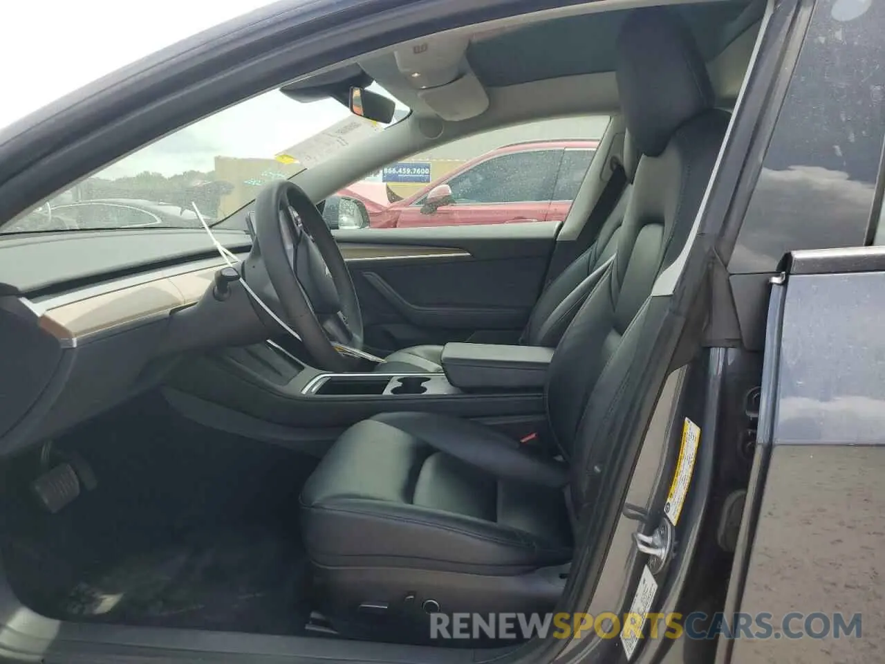 7 Photograph of a damaged car 5YJ3E1EA5NF370682 TESLA MODEL 3 2022