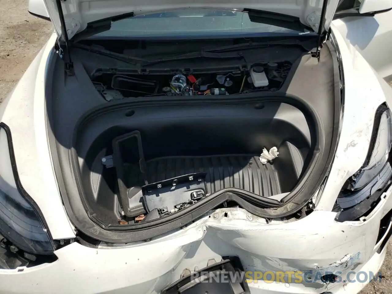 11 Фотография поврежденного автомобиля 5YJ3E1EA5NF375963 TESLA MODEL 3 2022