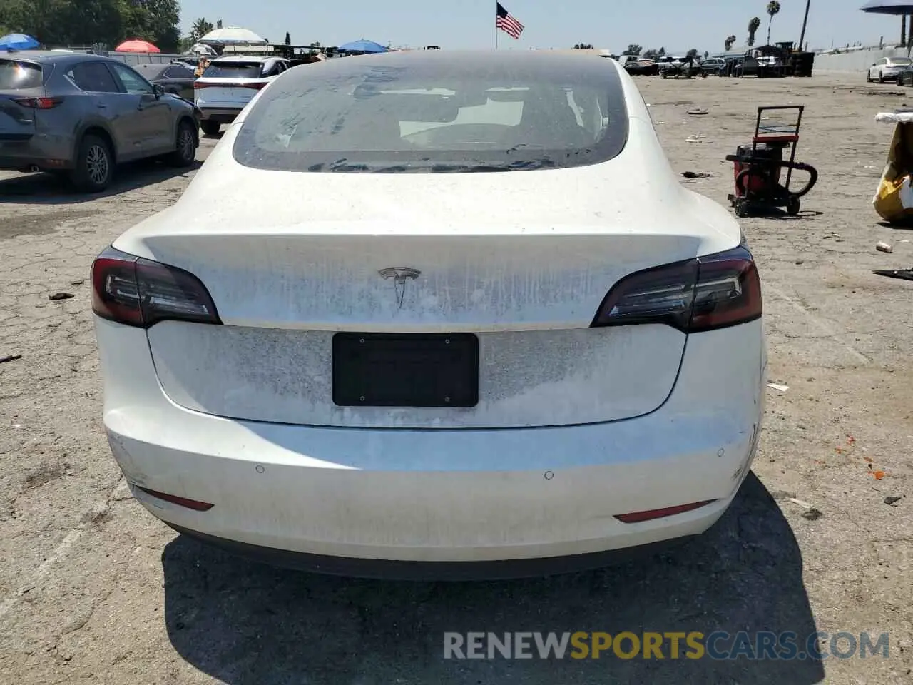 6 Фотография поврежденного автомобиля 5YJ3E1EA5NF375963 TESLA MODEL 3 2022