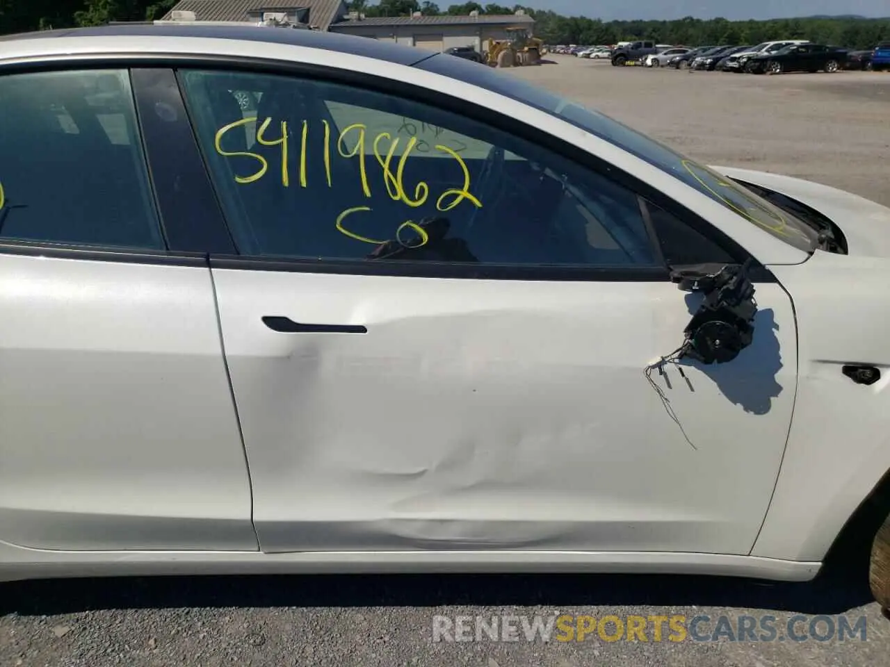 5 Photograph of a damaged car 5YJ3E1EA6NF113367 TESLA MODEL 3 2022