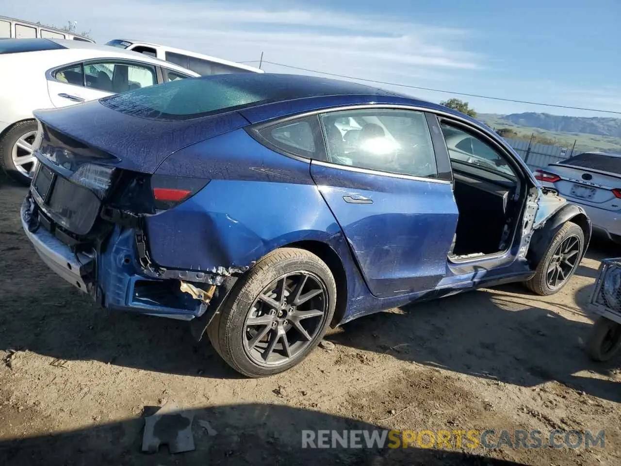 3 Фотография поврежденного автомобиля 5YJ3E1EA6NF147728 TESLA MODEL 3 2022