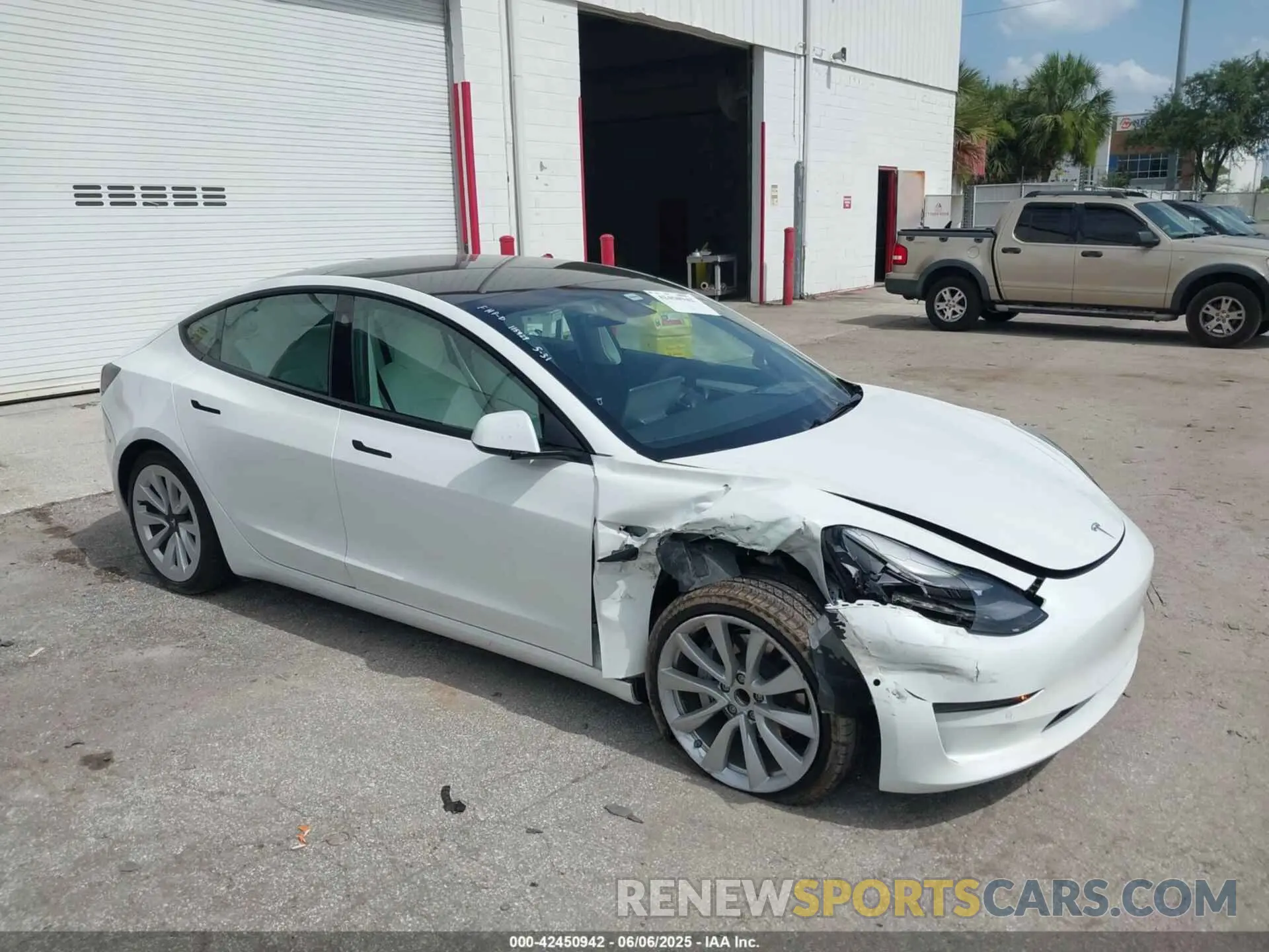 6 Фотография поврежденного автомобиля 5YJ3E1EA6NF153853 TESLA MODEL 3 2022