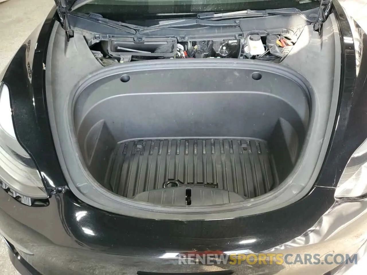 11 Photograph of a damaged car 5YJ3E1EA6NF186139 TESLA MODEL 3 2022