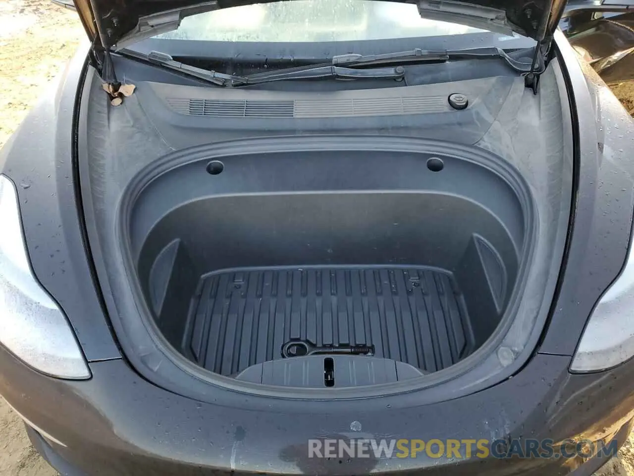 11 Photograph of a damaged car 5YJ3E1EA6NF191129 TESLA MODEL 3 2022
