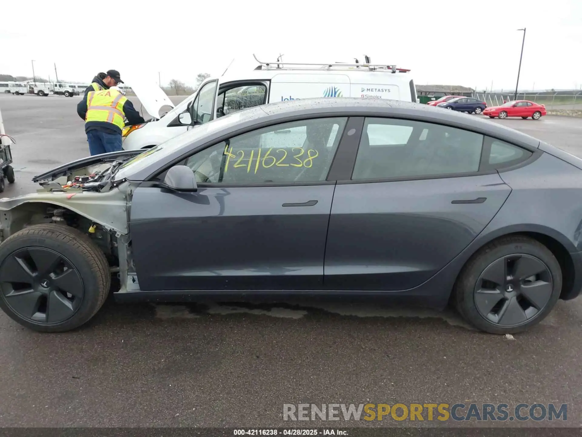 13 Photograph of a damaged car 5YJ3E1EA6NF238465 TESLA MODEL 3 2022