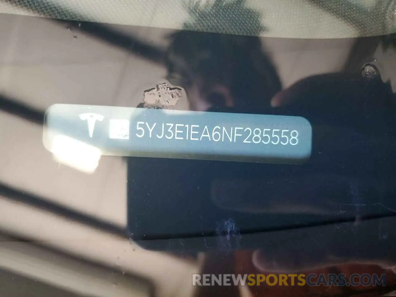13 Photograph of a damaged car 5YJ3E1EA6NF285558 TESLA MODEL 3 2022