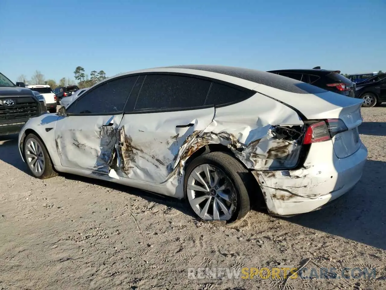 2 Фотография поврежденного автомобиля 5YJ3E1EA6NF289495 TESLA MODEL 3 2022