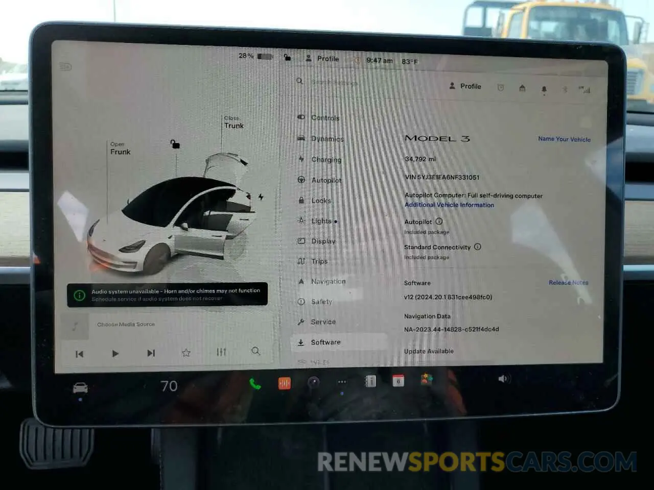 9 Photograph of a damaged car 5YJ3E1EA6NF331051 TESLA MODEL 3 2022
