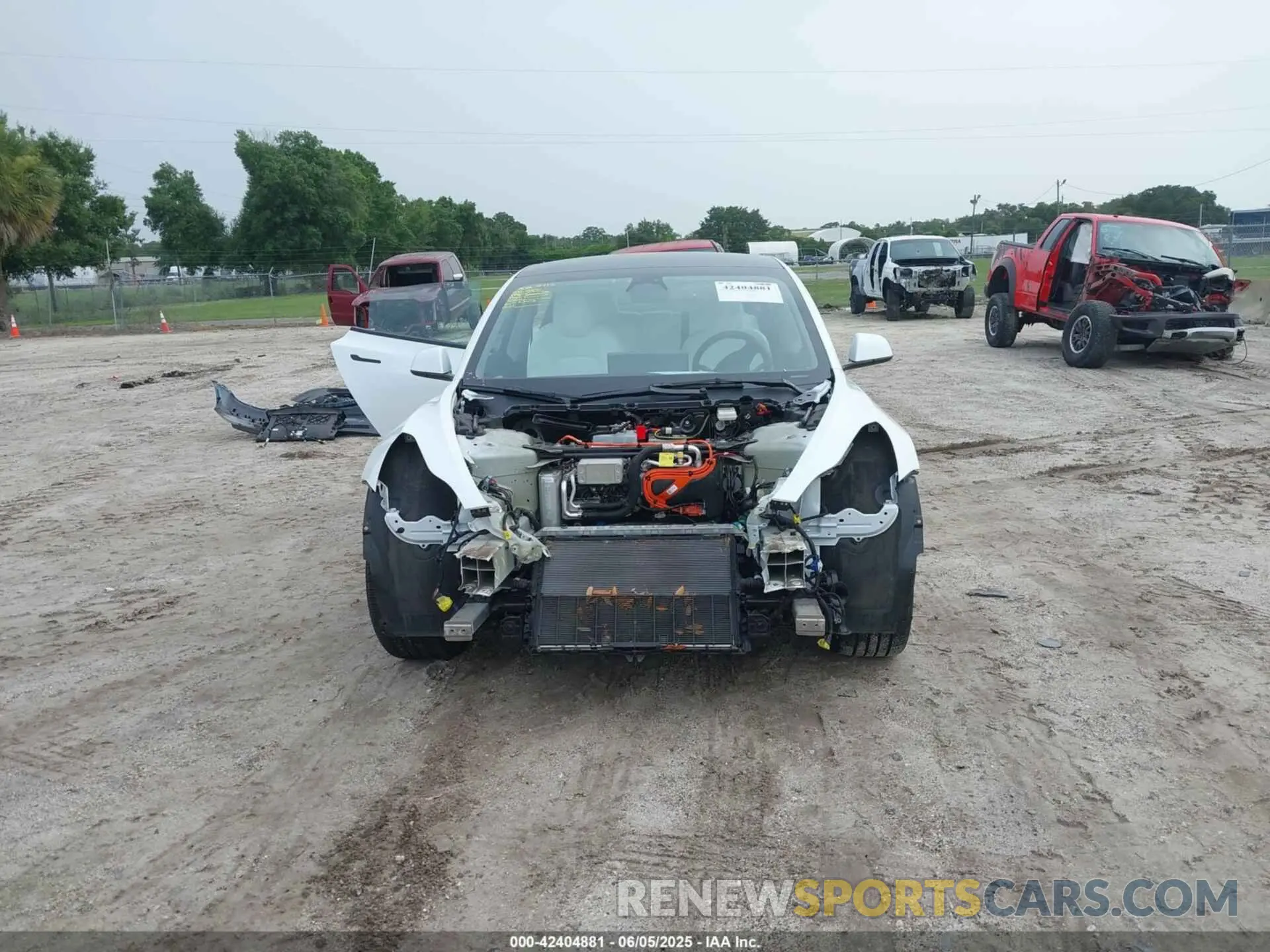 13 Фотография поврежденного автомобиля 5YJ3E1EA6NF344222 TESLA MODEL 3 2022