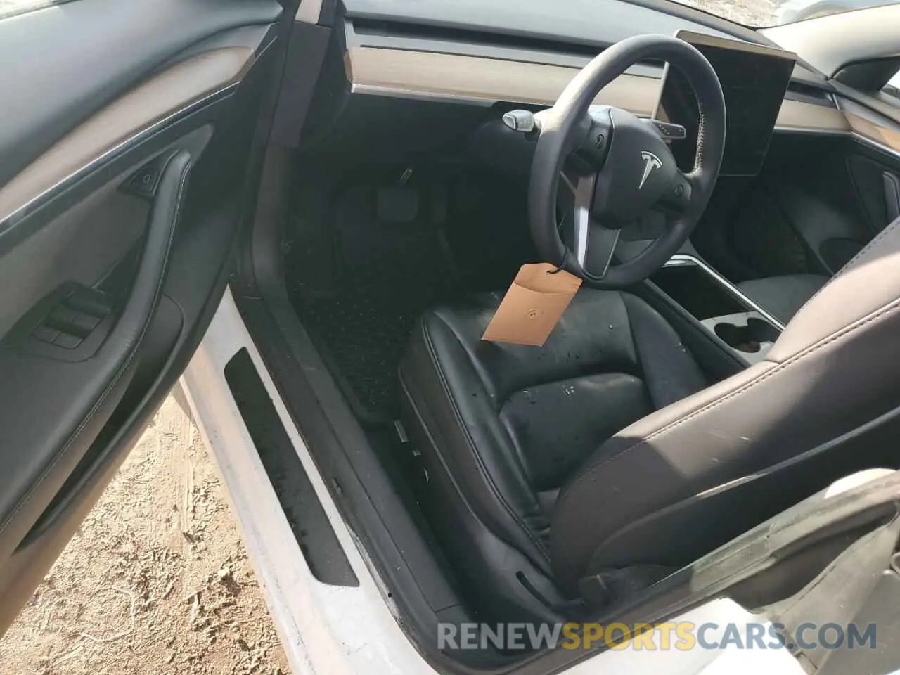 8 Photograph of a damaged car 5YJ3E1EA6NF368696 TESLA MODEL 3 2022