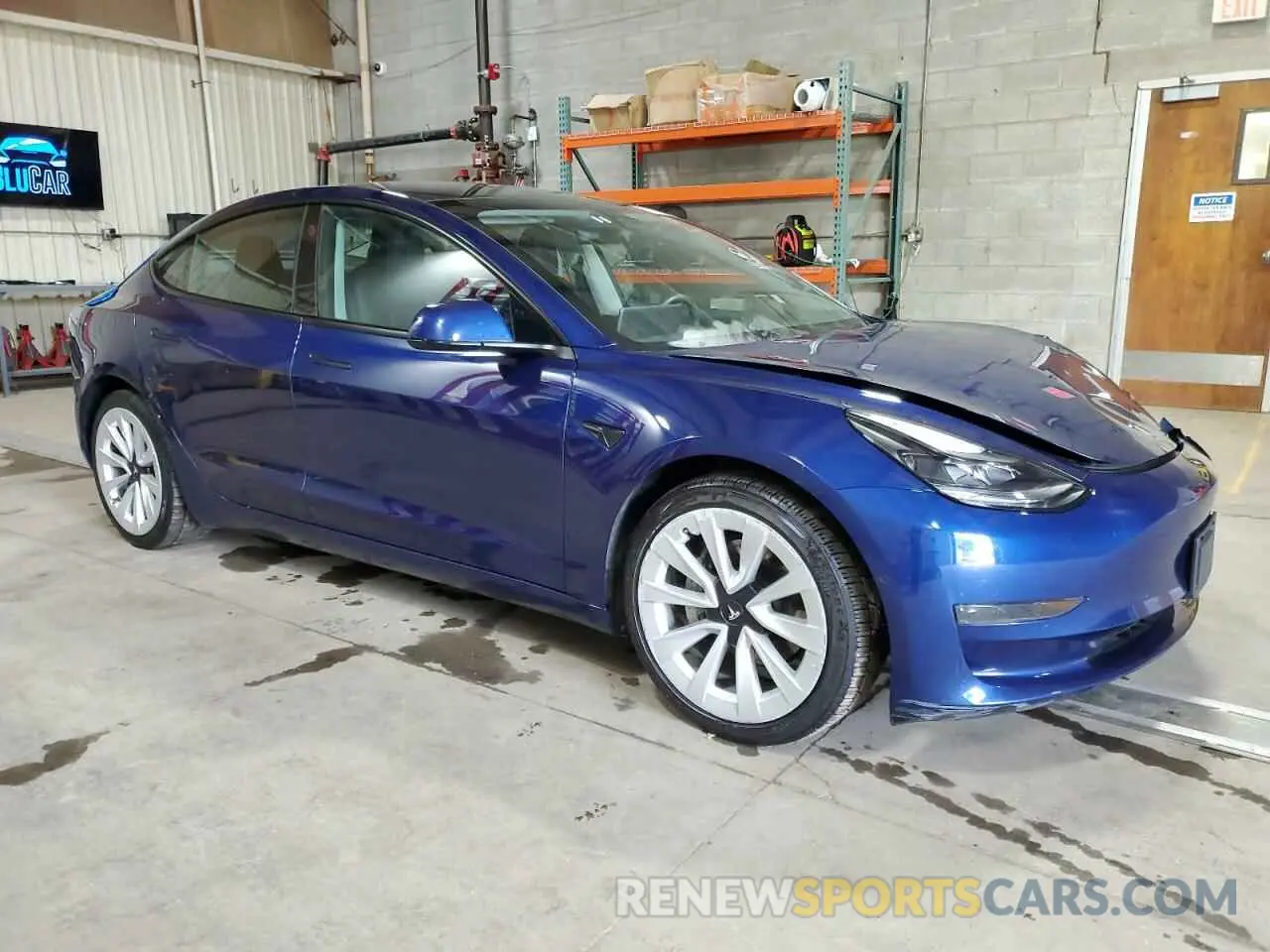 4 Фотография поврежденного автомобиля 5YJ3E1EA6NF370786 TESLA MODEL 3 2022