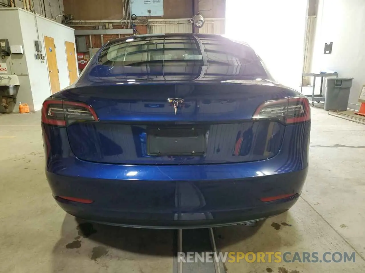 6 Фотография поврежденного автомобиля 5YJ3E1EA6NF370786 TESLA MODEL 3 2022