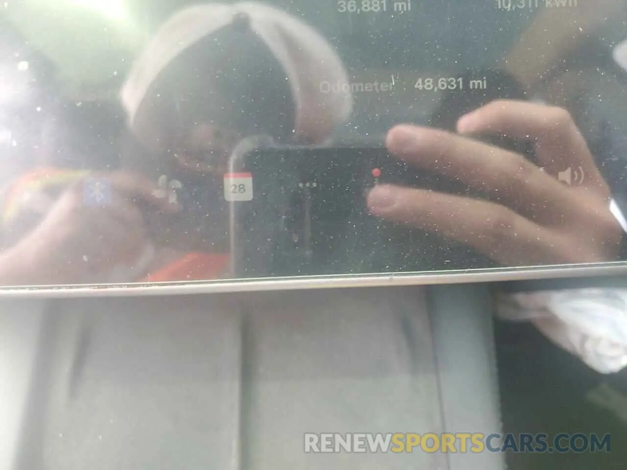 9 Photograph of a damaged car 5YJ3E1EA6NF370867 TESLA MODEL 3 2022