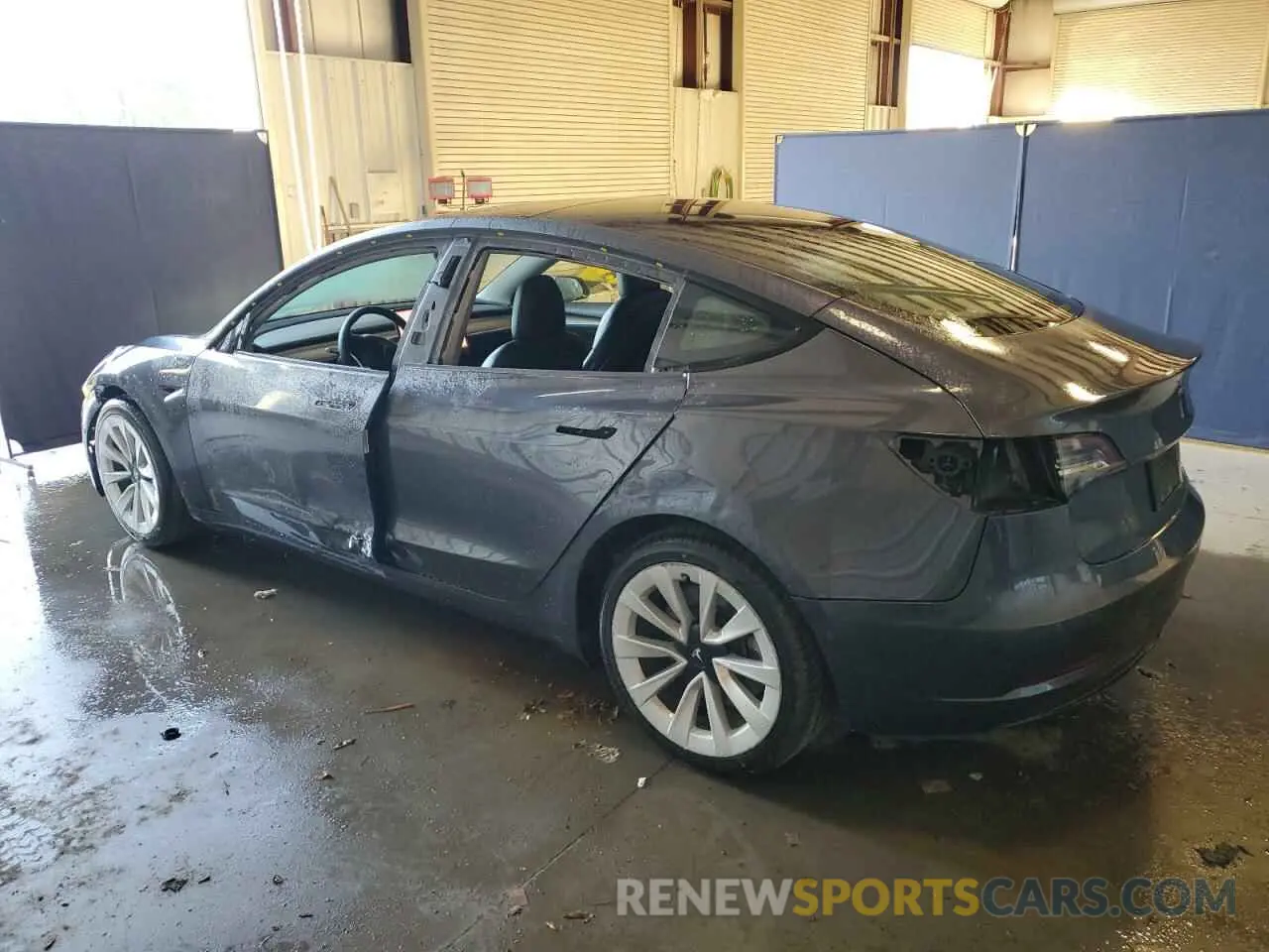2 Photograph of a damaged car 5YJ3E1EA6NF371758 TESLA MODEL 3 2022