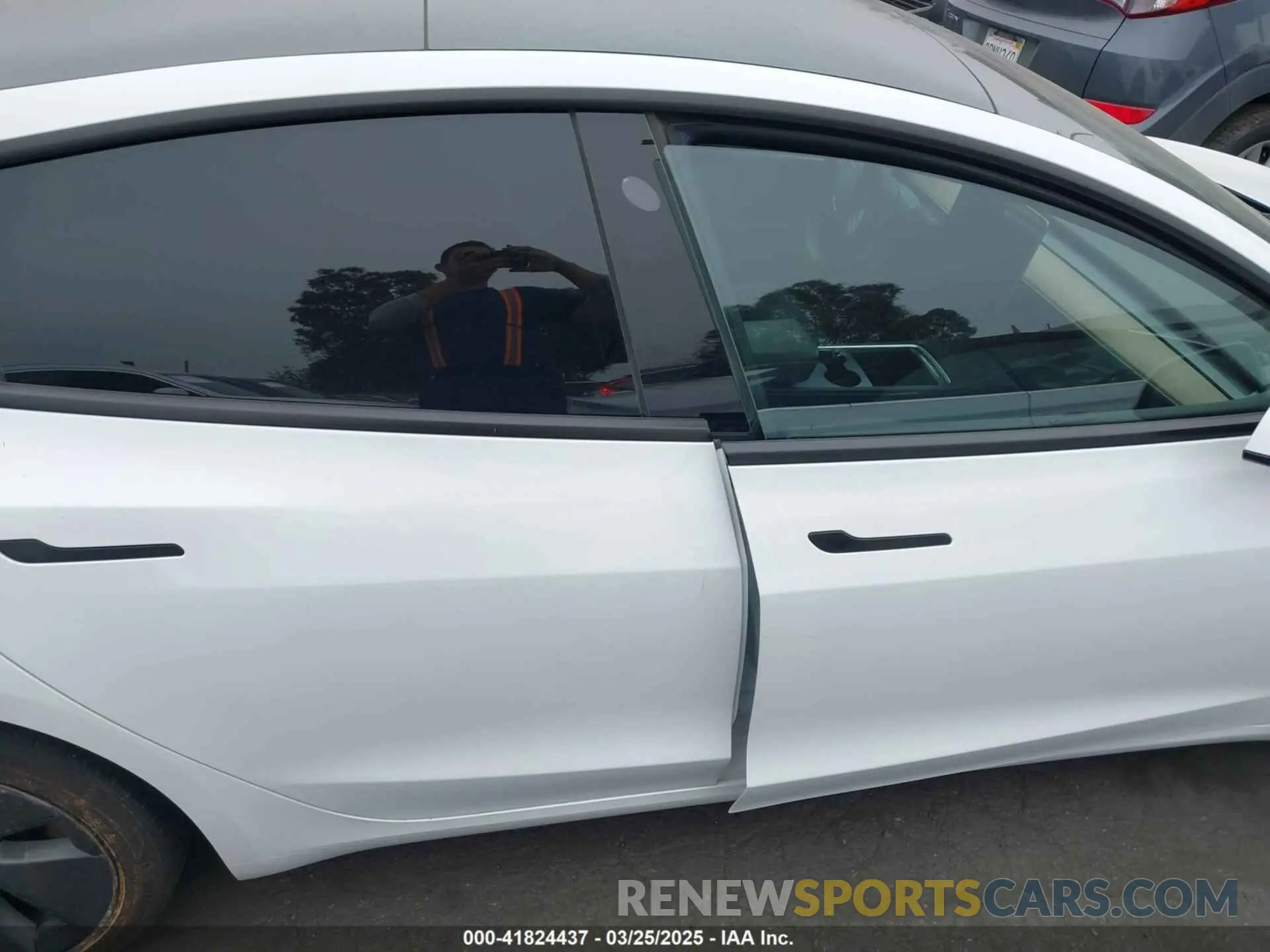 14 Фотография поврежденного автомобиля 5YJ3E1EA7NF108758 TESLA MODEL 3 2022