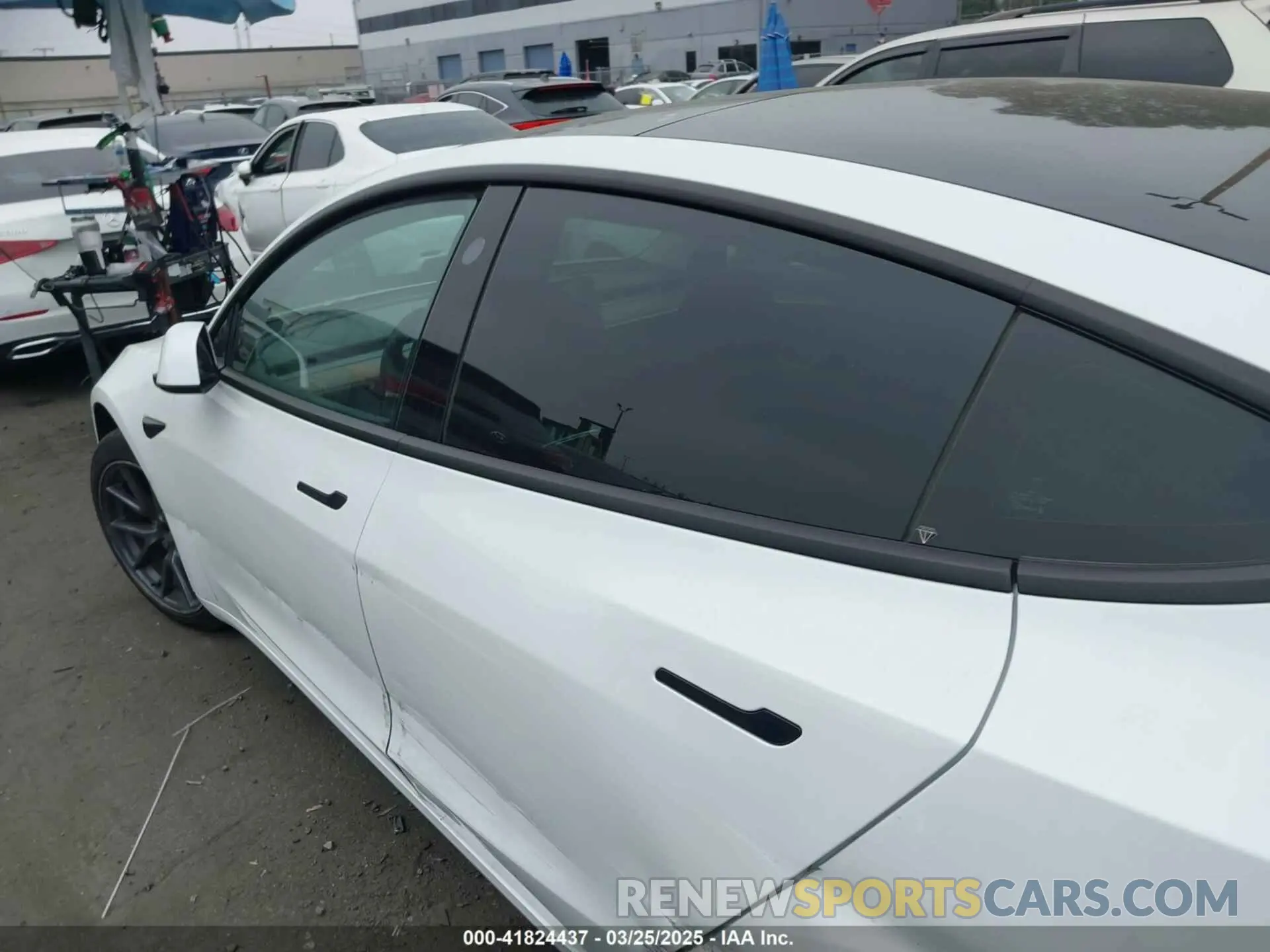 15 Фотография поврежденного автомобиля 5YJ3E1EA7NF108758 TESLA MODEL 3 2022