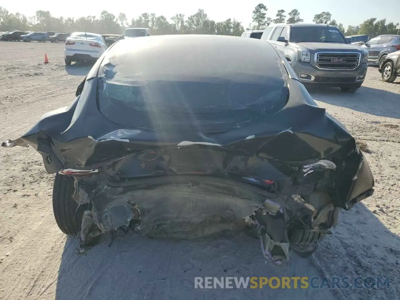 6 Photograph of a damaged car 5YJ3E1EA7NF121994 TESLA MODEL 3 2022